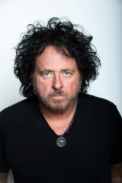 Steve Lukather 008 Cover c Alex Solca Photography WEB